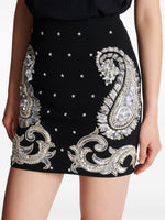 Carregar imagem no visualizador da galeria, LUCY BEADED CRYSTAL HALTER SLEEVELESS MINI SKIRT SUIT
