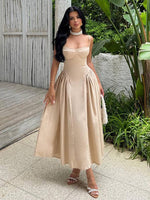 Carregar imagem no visualizador da galeria, DECUIR SQUARE PUFFY BEIGE MAXI DRESS
