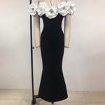 Carregar imagem no visualizador da galeria, SESSCIA FLOWERS TIED OFF THE SHOULDER MAXI DRESS
