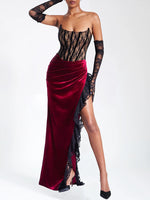 Charger l&#39;image dans la galerie, UIUI BLACK AND RED HIGH SPLIT MAXI DRESS
