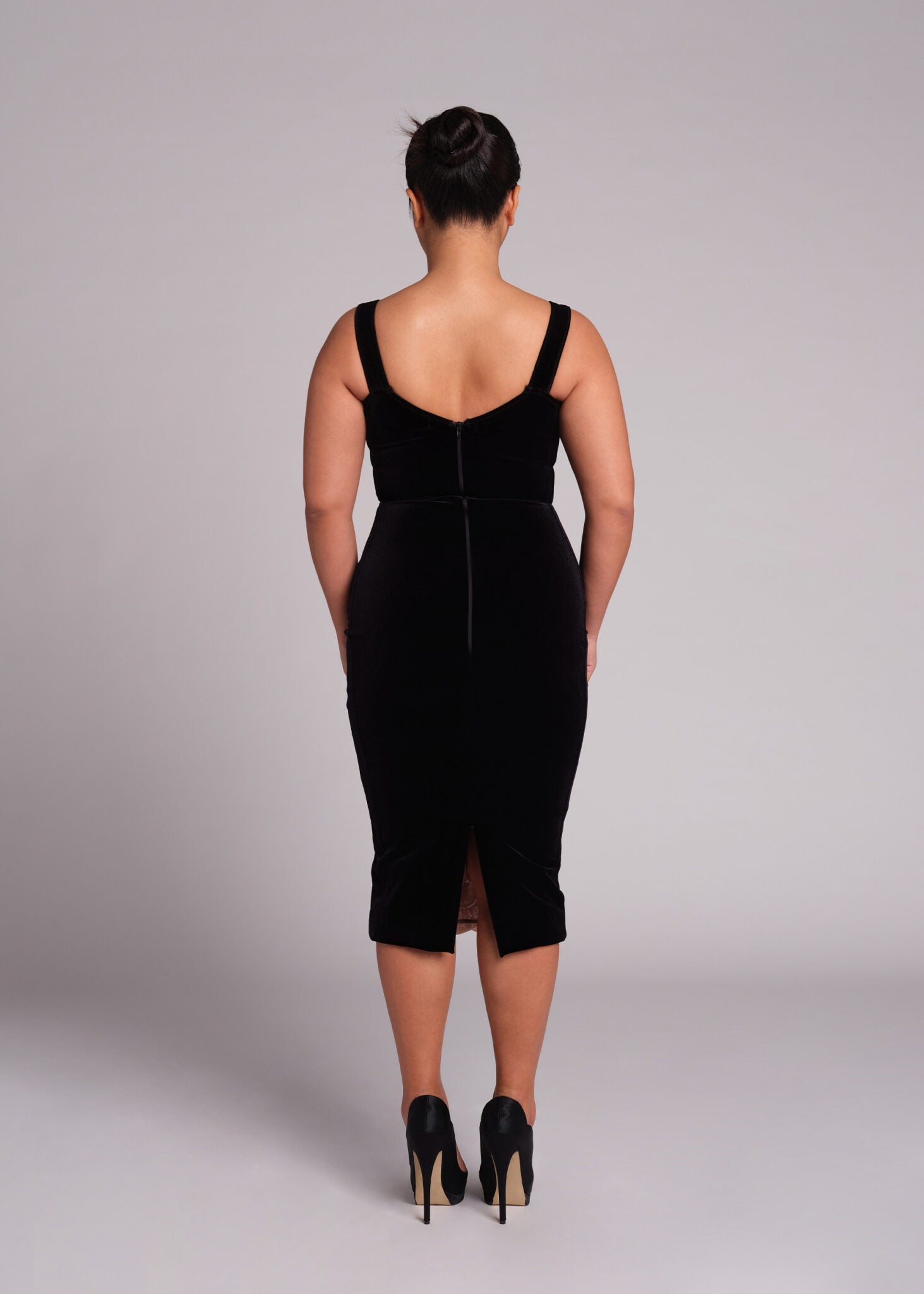 APOPI BLACK MIDI DRESS